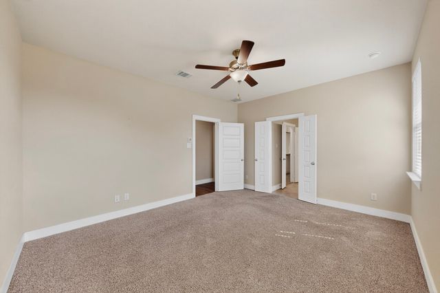 37 Pleasant Valley, Sanger, TX 76266