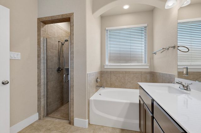 37 Pleasant Valley, Sanger, TX 76266