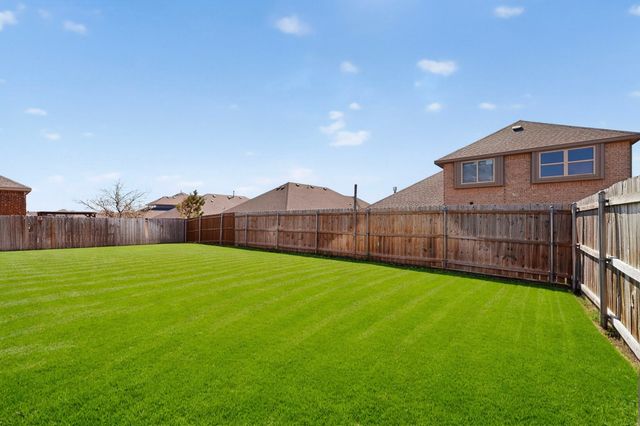 37 Pleasant Valley, Sanger, TX 76266