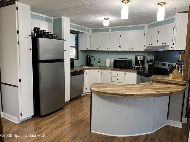 1216 Gardenia Drive, Sebastian, FL 32976