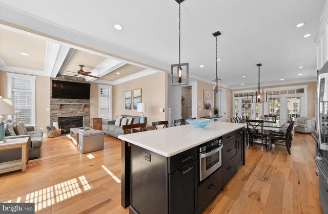 24 LAKE AVE, Rehoboth Beach, DE 19971