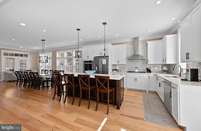 24 LAKE AVE, Rehoboth Beach, DE 19971