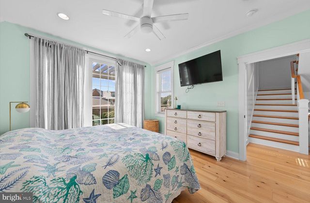 24 LAKE AVE, Rehoboth Beach, DE 19971