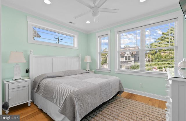 24 LAKE AVE, Rehoboth Beach, DE 19971