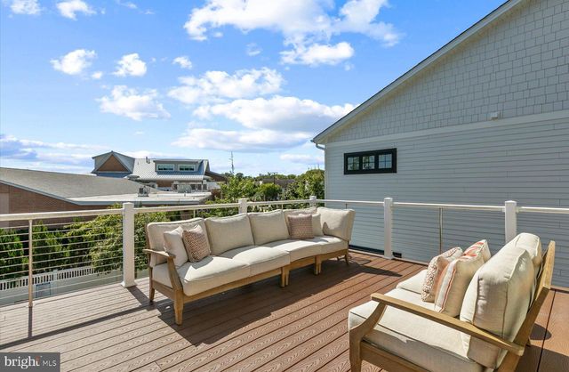 24 LAKE AVE, Rehoboth Beach, DE 19971