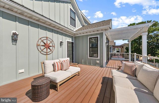 24 LAKE AVE, Rehoboth Beach, DE 19971
