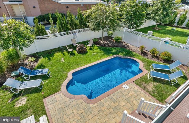 24 LAKE AVE, Rehoboth Beach, DE 19971