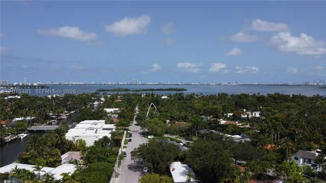 775 NE 76th St, Miami, FL 33138