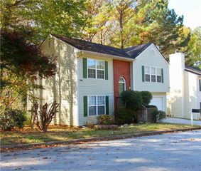 2363 Mills Bend, Decatur, GA 30034