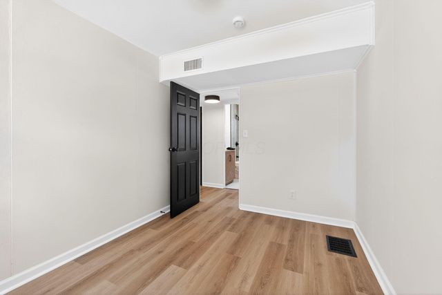 177 S Hampton Road, Columbus, OH 43213