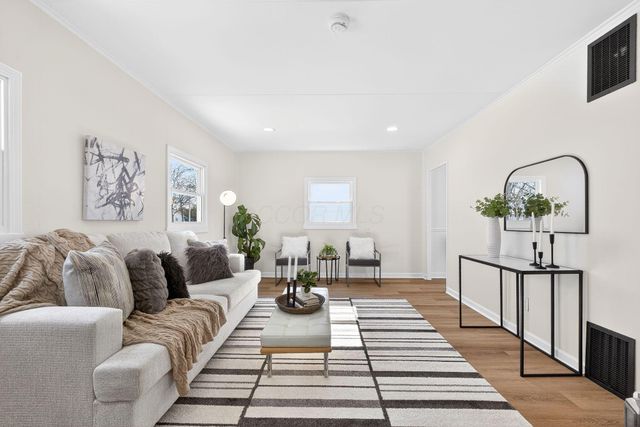 177 S Hampton Road, Columbus, OH 43213