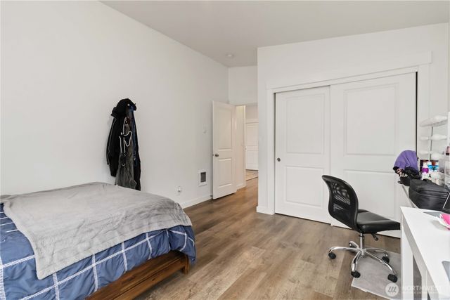 810 SE 1ST Street, Winlock, WA 98596