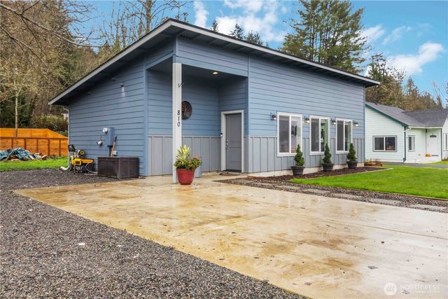 810 SE 1ST Street, Winlock, WA 98596