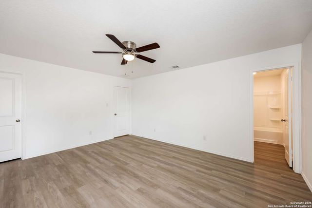 10415 McClintock, Converse, TX 78109