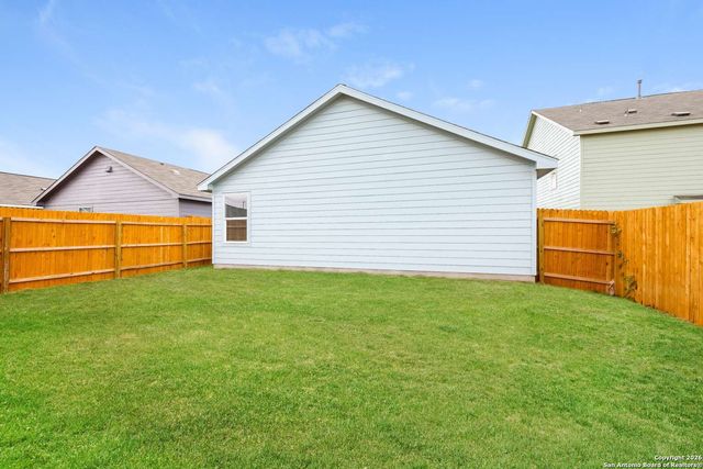 10415 McClintock, Converse, TX 78109