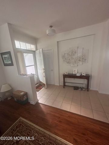 39 Lakeland Drive, Barnegat, NJ 08005