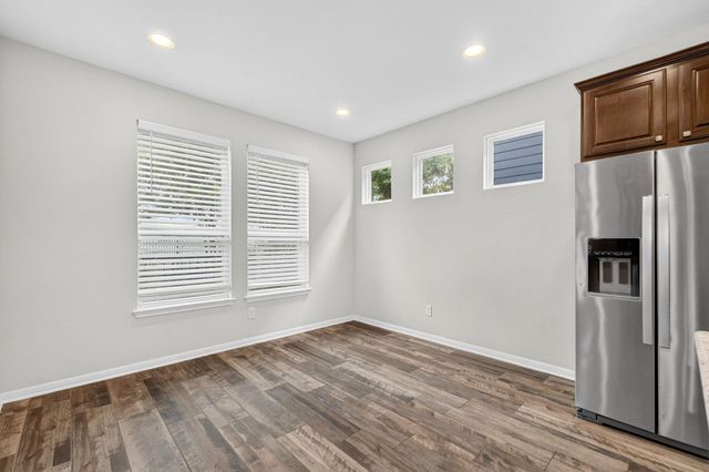 240 Simon, Kyle, TX 78640