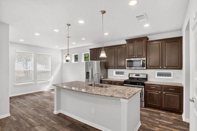 240 Simon, Kyle, TX 78640