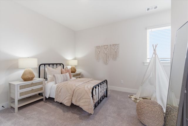 1727 Shallow Creek Dr, Spring Hill, TN 37174