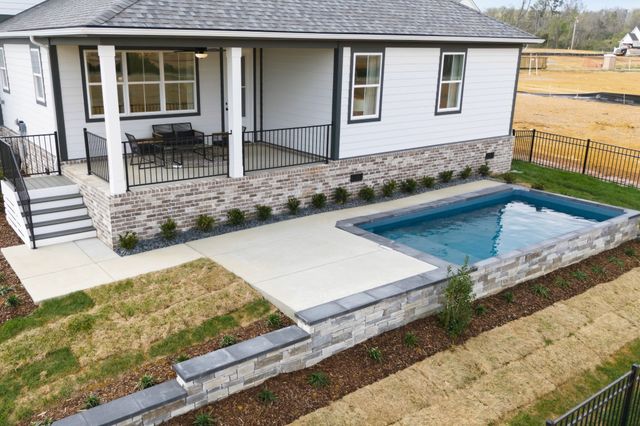 1727 Shallow Creek Dr, Spring Hill, TN 37174