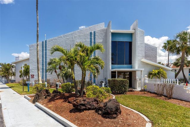 159 MEDALLION BOULEVARD F, Madeira Beach, FL 33708