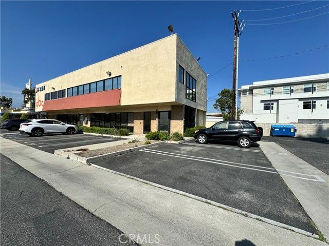 30 W Valley, Alhambra, CA 91801