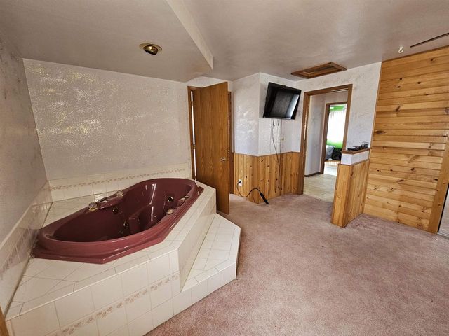 W142 STATE RD 54, Oneida, WI 54155