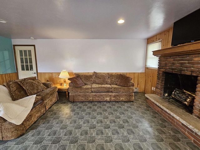 W142 STATE RD 54, Oneida, WI 54155