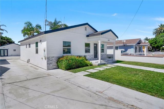 1247 N Neptune Avenue, Wilmington, CA 90744