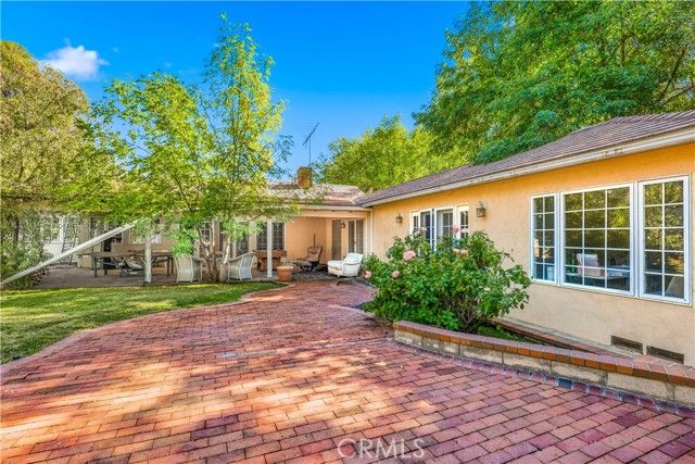 5433 Shirley Avenue, Tarzana (los Angeles), CA 91356