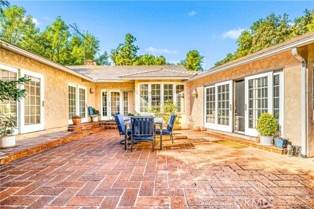 5433 Shirley Avenue, Tarzana (los Angeles), CA 91356