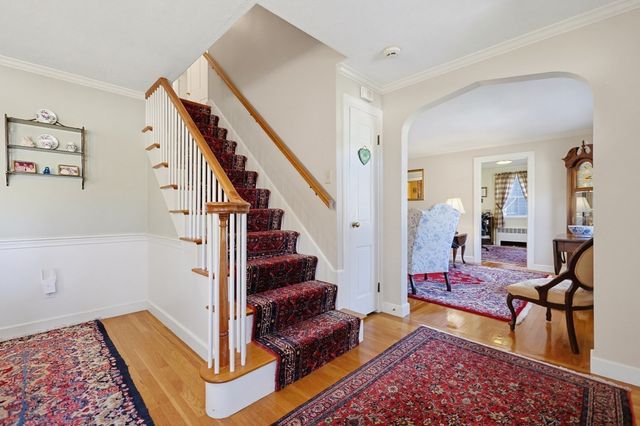 45 Richdale Rd, Needham, MA 02494