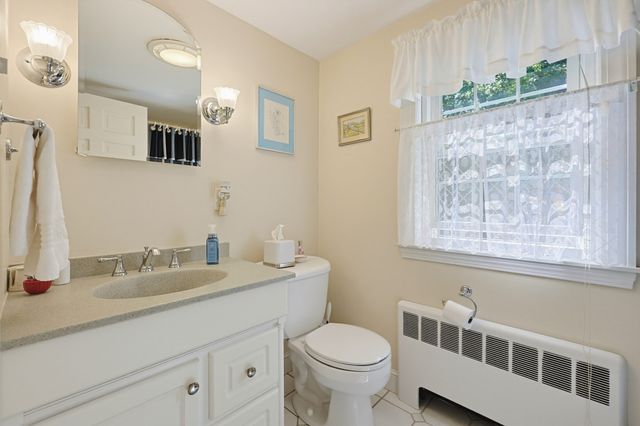45 Richdale Rd, Needham, MA 02494