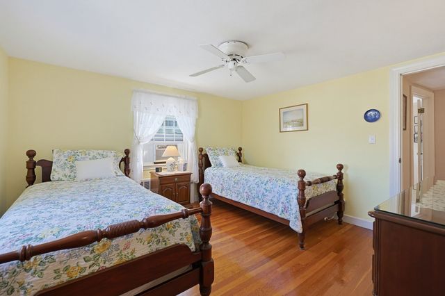 45 Richdale Rd, Needham, MA 02494