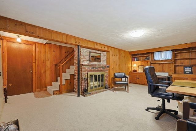 45 Richdale Rd, Needham, MA 02494