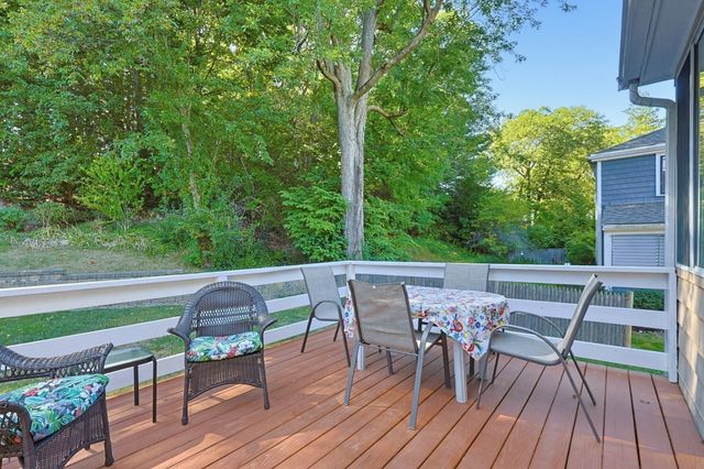 45 Richdale Rd, Needham, MA 02494