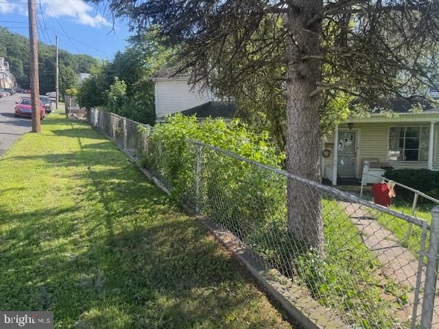 532-534 S MARKET ST, Shamokin, PA 17872