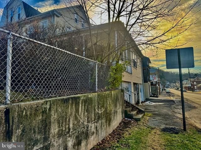 532-534 S MARKET ST, Shamokin, PA 17872