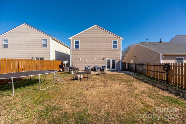 3434 Charterhall Lane, Charlotte, NC 28215