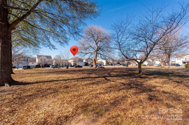 3434 Charterhall Lane, Charlotte, NC 28215