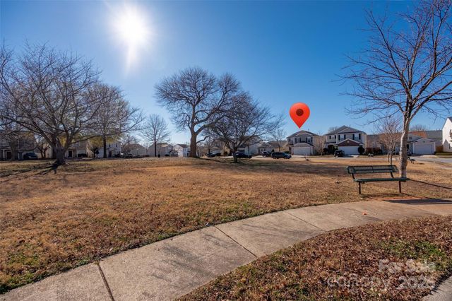 3434 Charterhall Lane, Charlotte, NC 28215