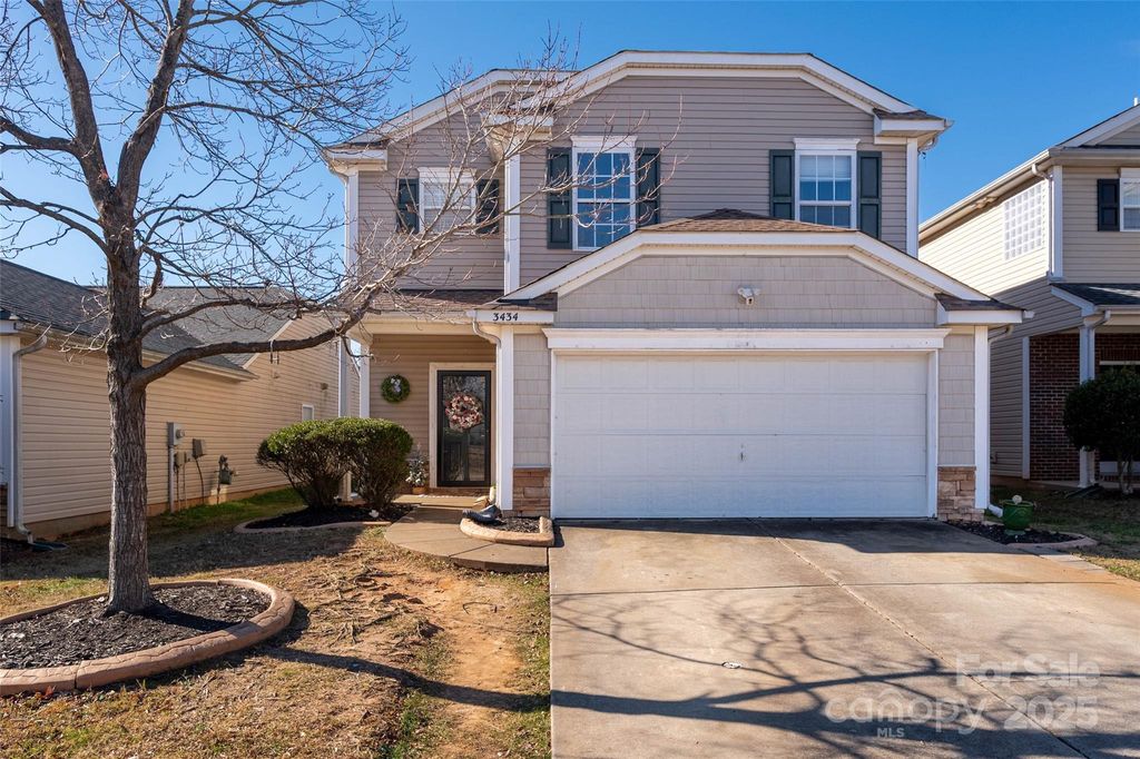 3434 Charterhall Lane, Charlotte, NC 28215