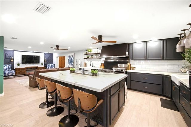 4317 SE 16th PL, Cape Coral, FL 33904