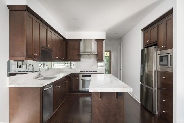 611 Stratford Ct, Del Mar, CA 92014