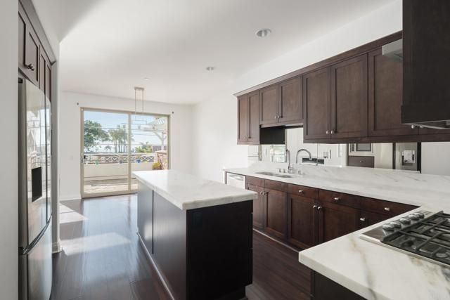 611 Stratford Ct, Del Mar, CA 92014