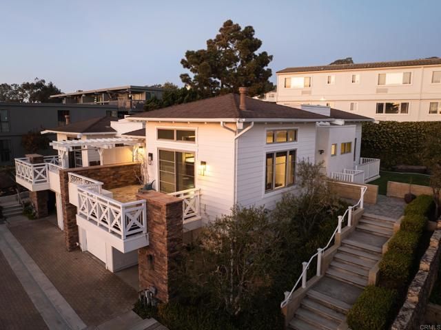 611 Stratford Ct, Del Mar, CA 92014