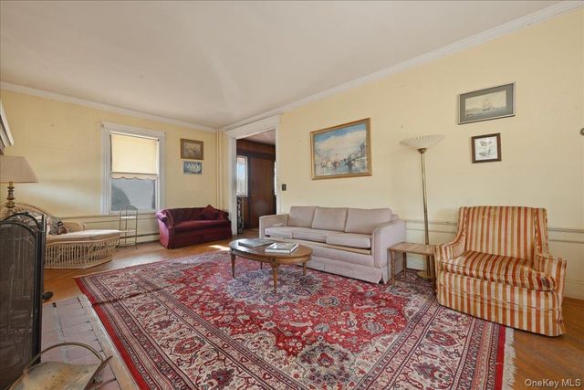 590 Waterview Road, Oceanside, NY 11572