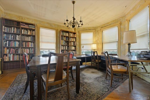 590 Waterview Road, Oceanside, NY 11572