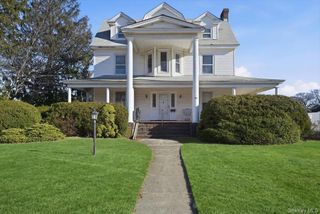 590 Waterview Road, Oceanside, NY 11572