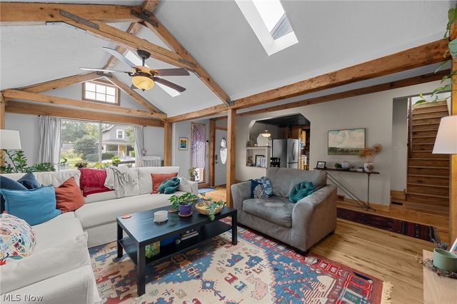 3216 Chatham Avenue, Cleveland, OH 44113